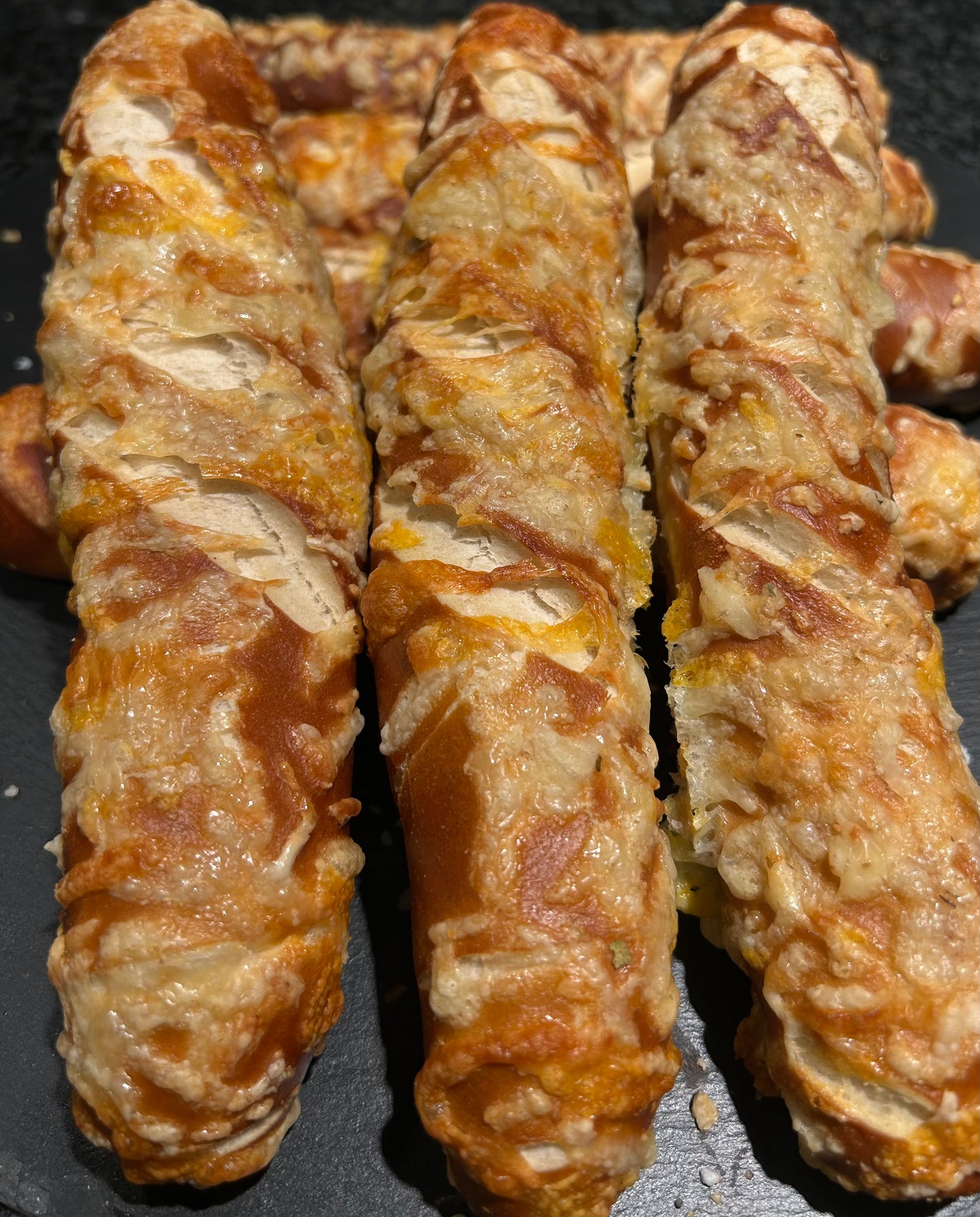 Laugenstange mit Käse