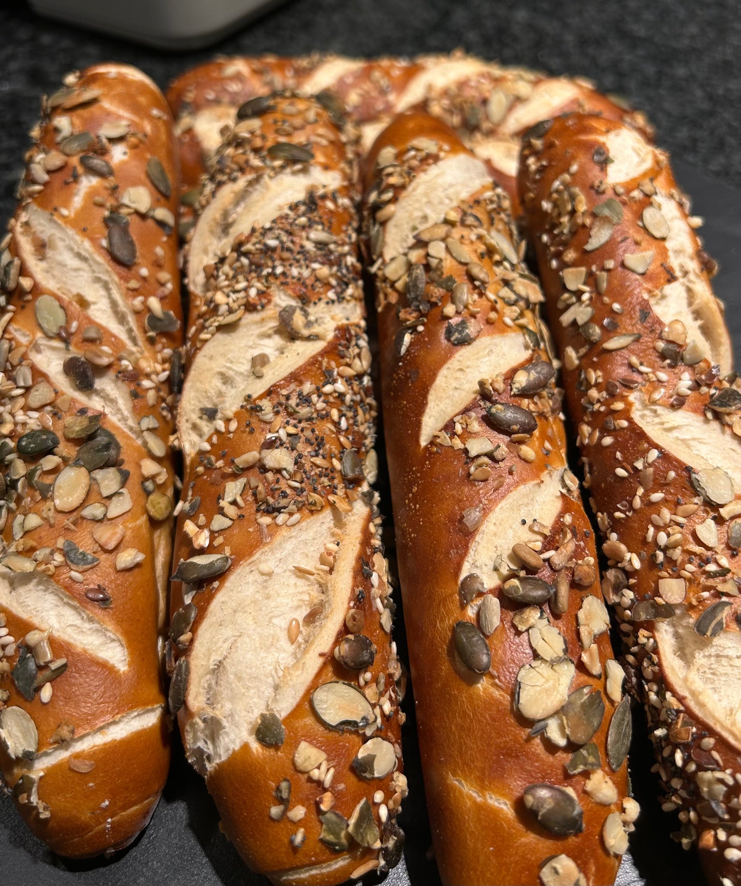 Laugenstange mit Körnern