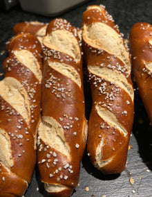 Laugenstange mit Salz